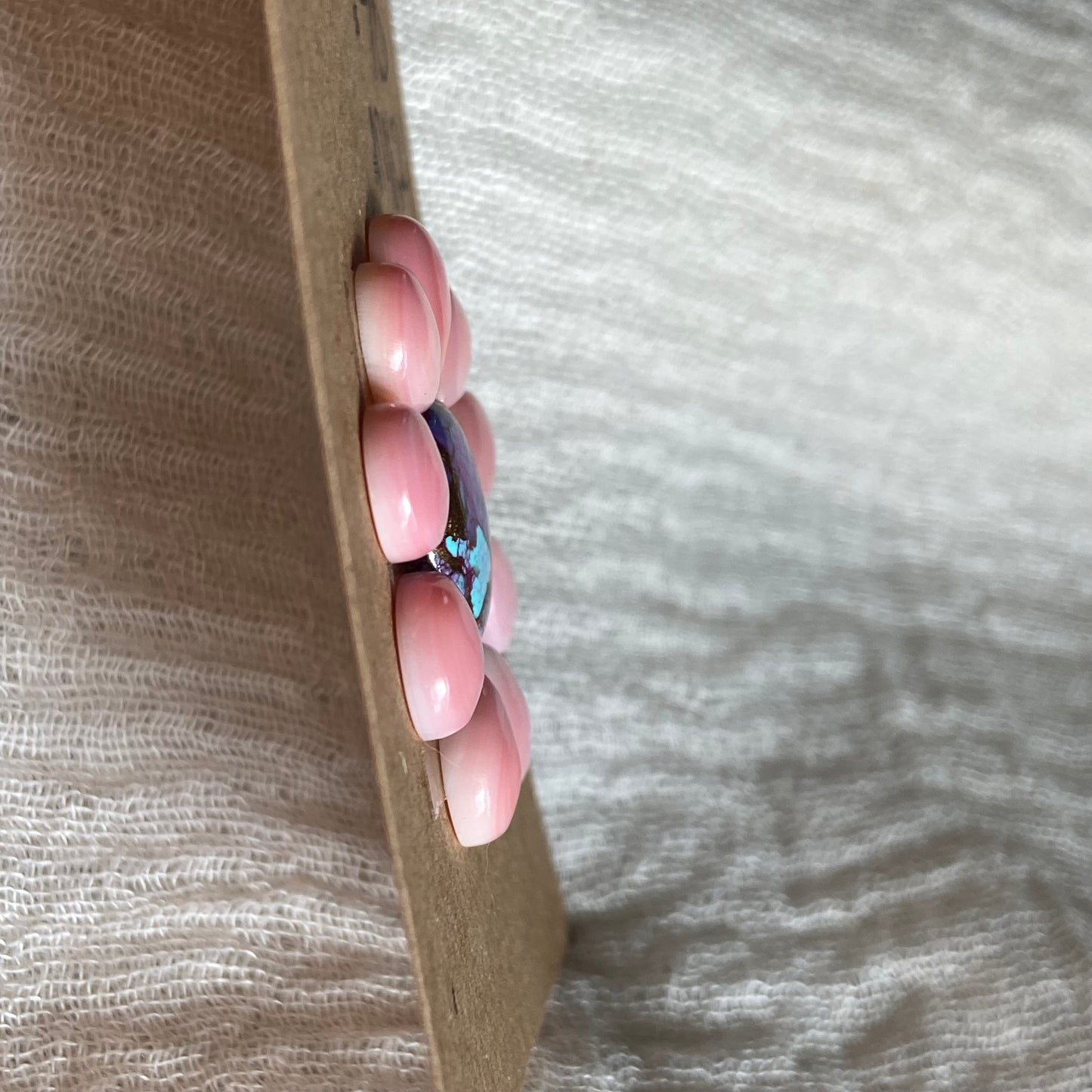 Pink Conch / Mohave Cabochon - MIX21