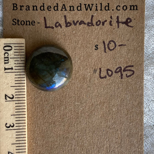 Labradorite Cabochon - L095