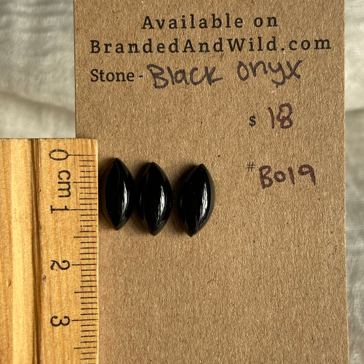 Black Onyx - Cabochon - BO19