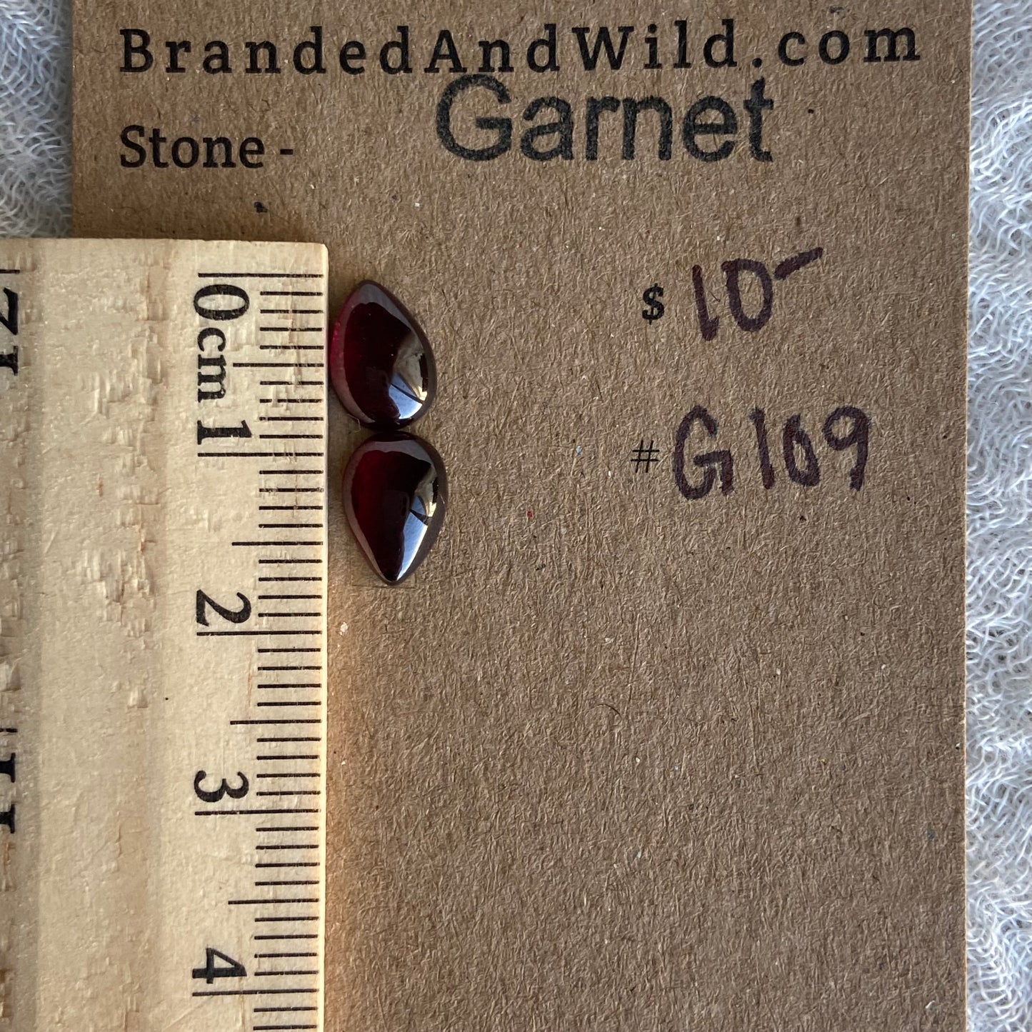 Garnet Cabochon - G109
