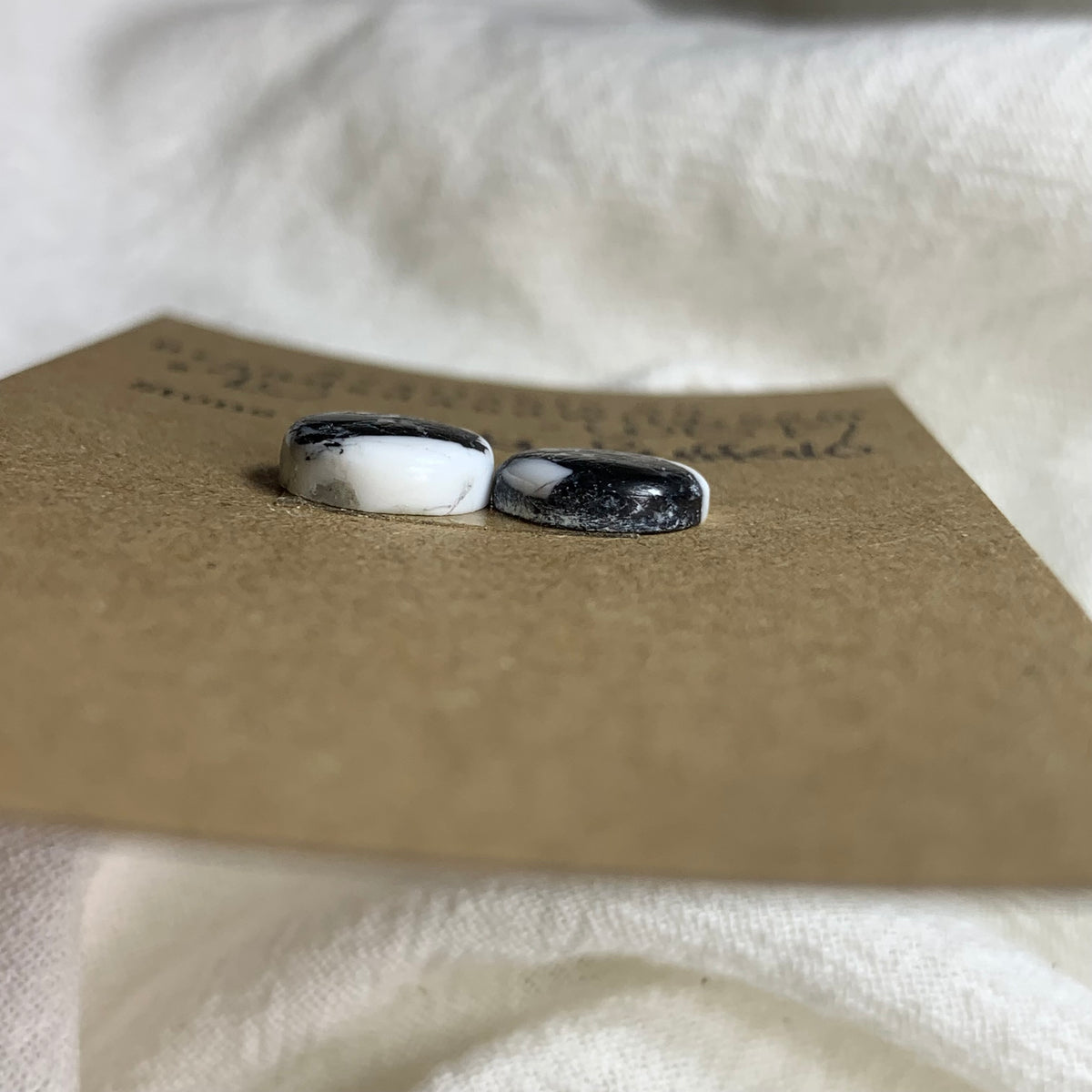 White Buffalo Cabochon - WB77 44D79CE5-25A9-452A-9F3F-B95A46F501C6 Brandedandwild.com