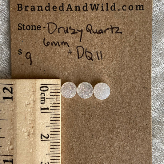 Druzy Quartz Cabochon - DQ11