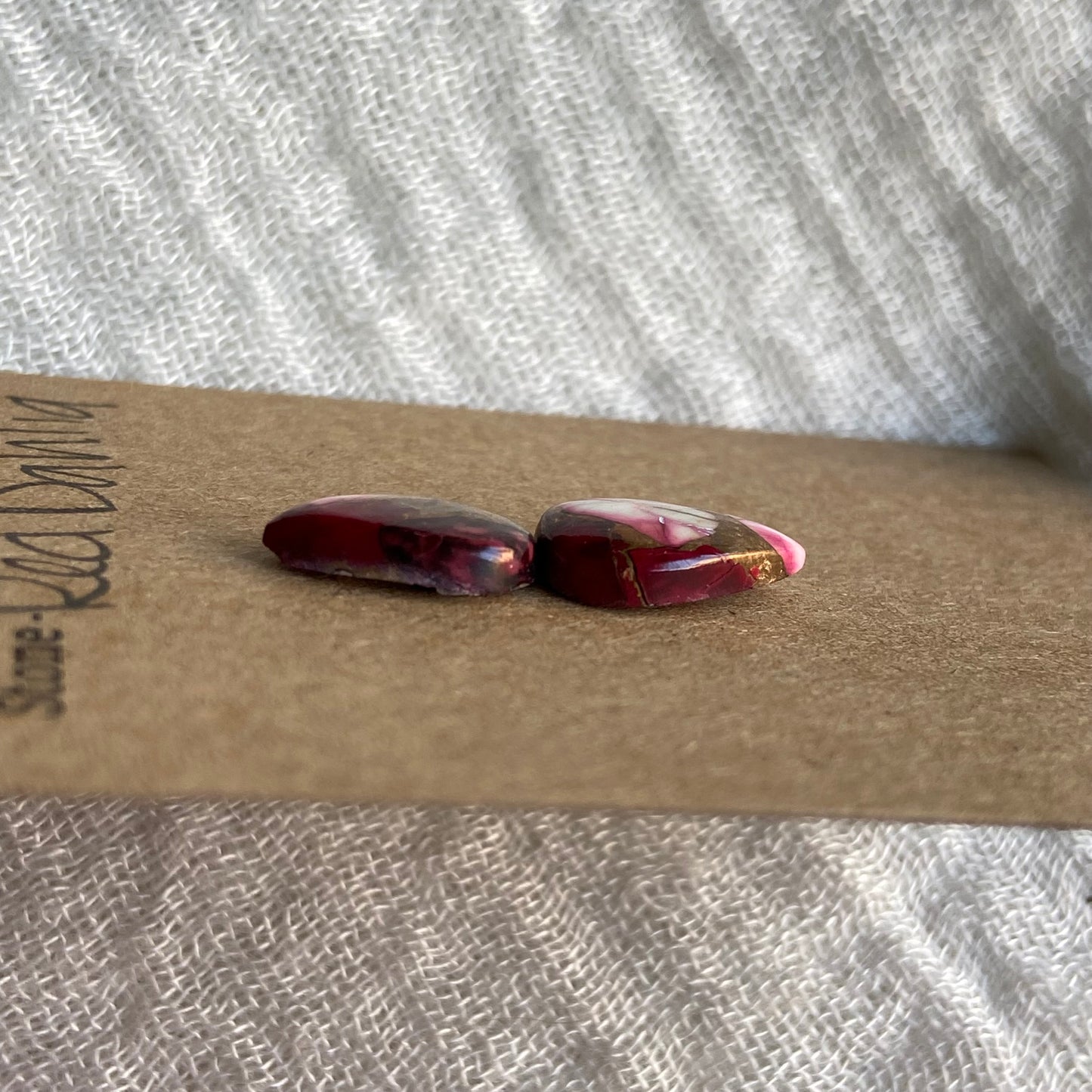Red Dahlia Cabochon - RD69