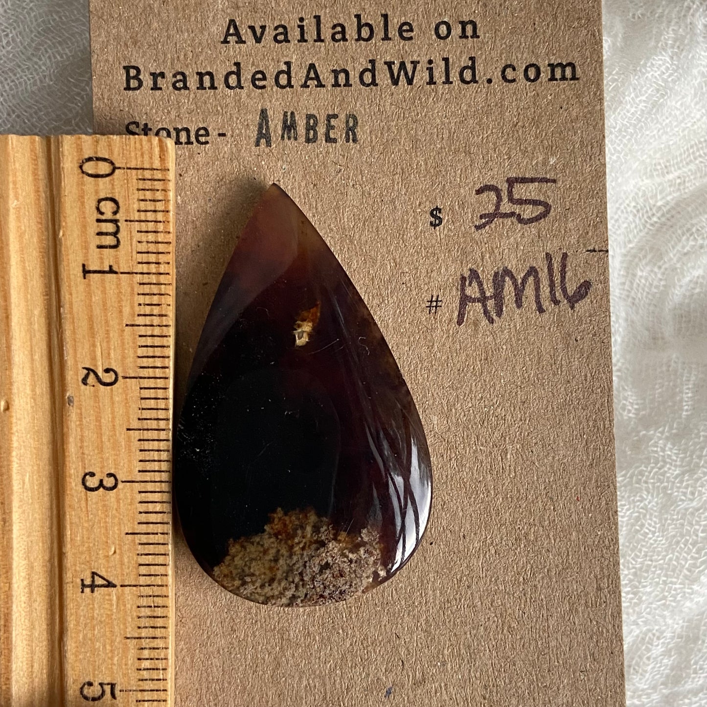 Amber Cabochon AM16