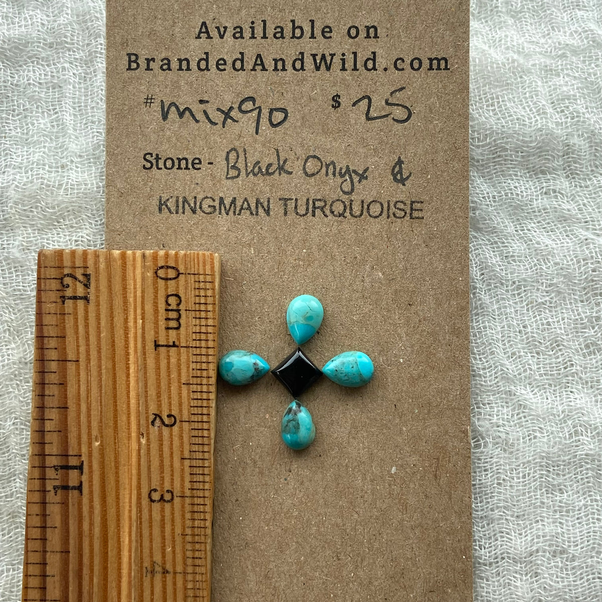 Kingman / Black Onyx Cabochon - MIX90