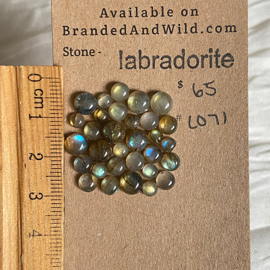 Labradorite Cabochon - L071 486492B3-E8C5-4F32-B416-BA5AA577334B Brandedandwild.com