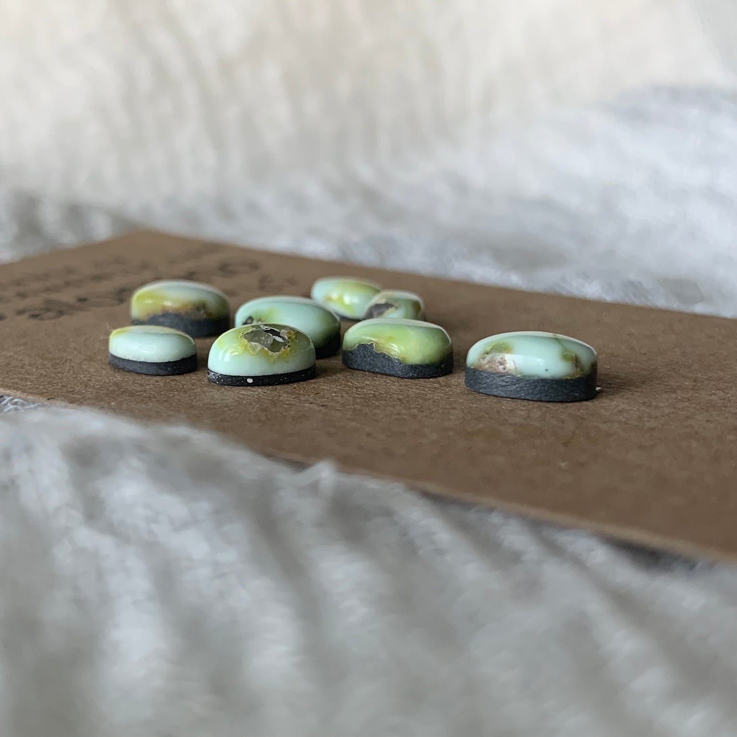Palomino Cabochon - P061