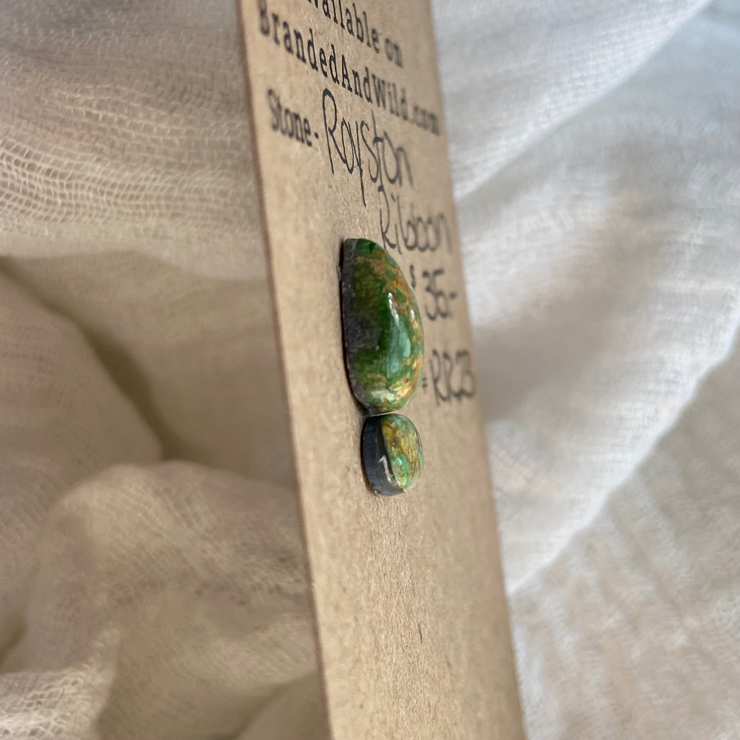 Royston Ribbon Turquoise cabochon RR23