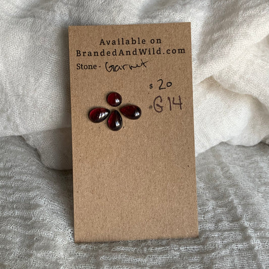 Garnet Cabochon - G14