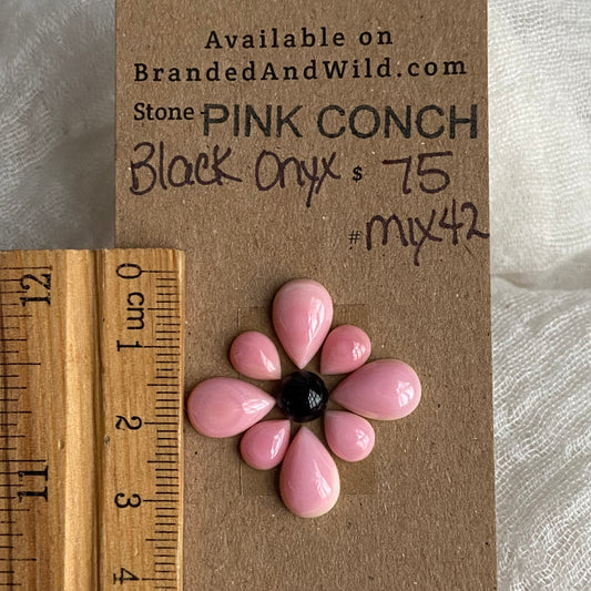 Black Onyx/Pink Conch Cabochon - Mix42