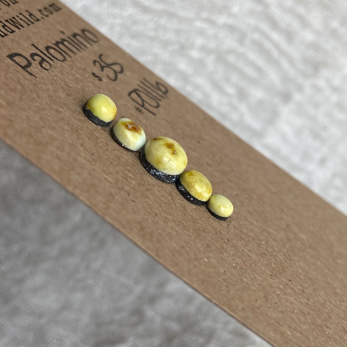 Palomino Cabochon - P0116
