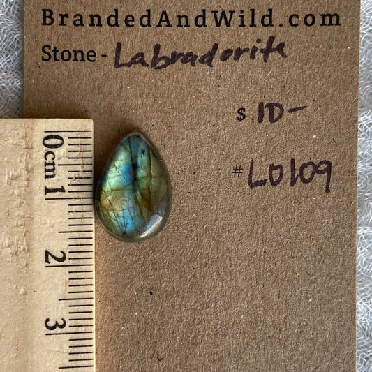 Labradorite Cabochon - L0109