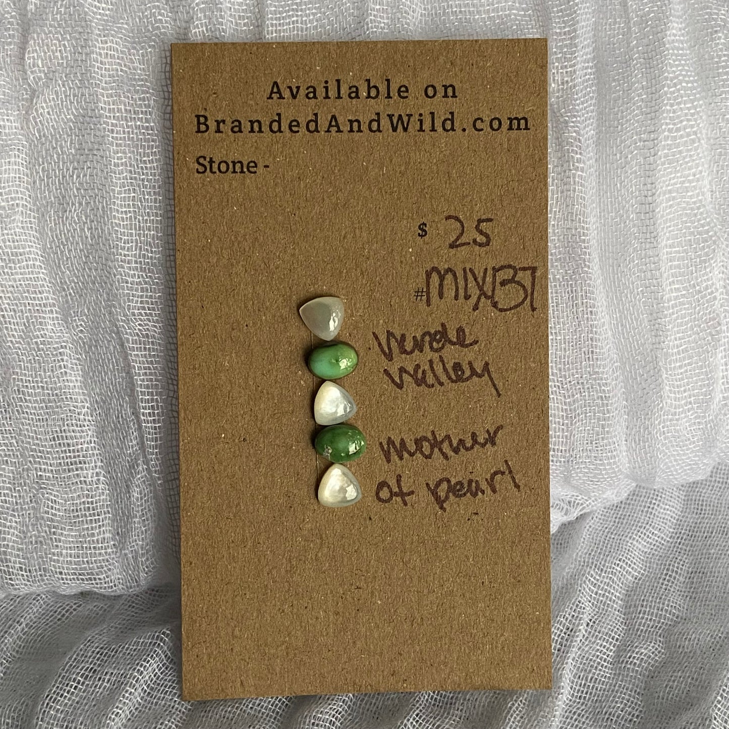 Mother of Pearl / Verde Valley Cabochon - MIX137