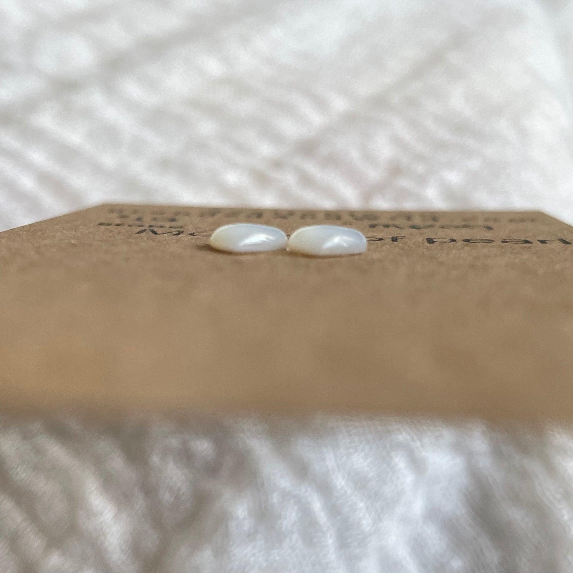 Mother of pearl cabochon - MP09 50F42215-477C-4B75-8D64-34309EFDFD98 Brandedandwild.com