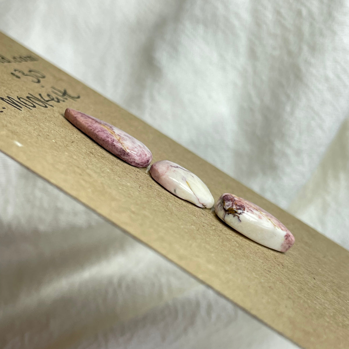 Mookaite Cabochon- M27 52CF8FE6-712C-4C52-836D-64D077927364 Brandedandwild.com