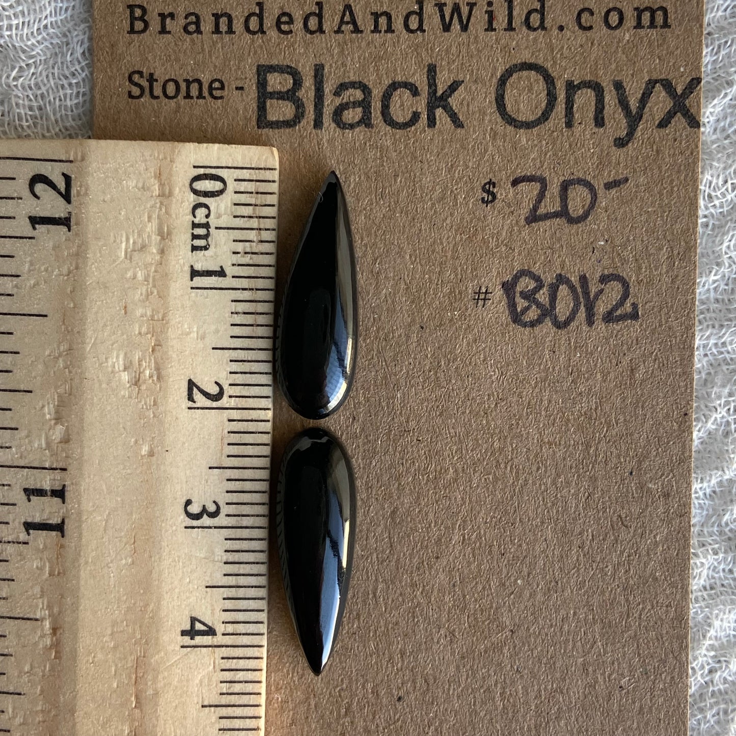 Black Onyx - Cabochon - BO12