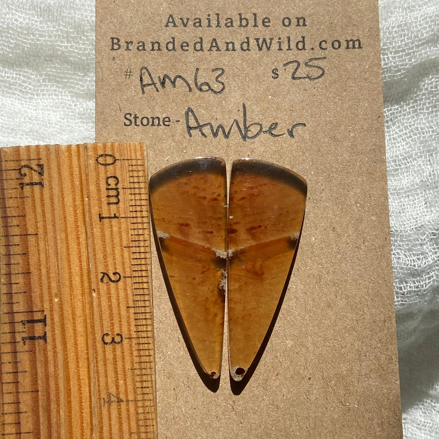 Amber Cabochon AM63