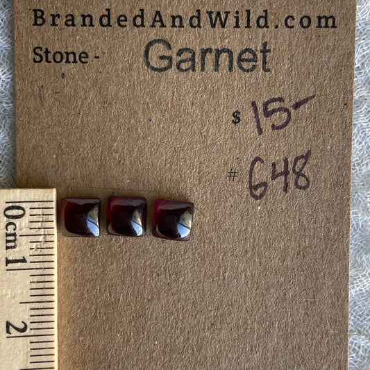 Garnet Cabochon - G48