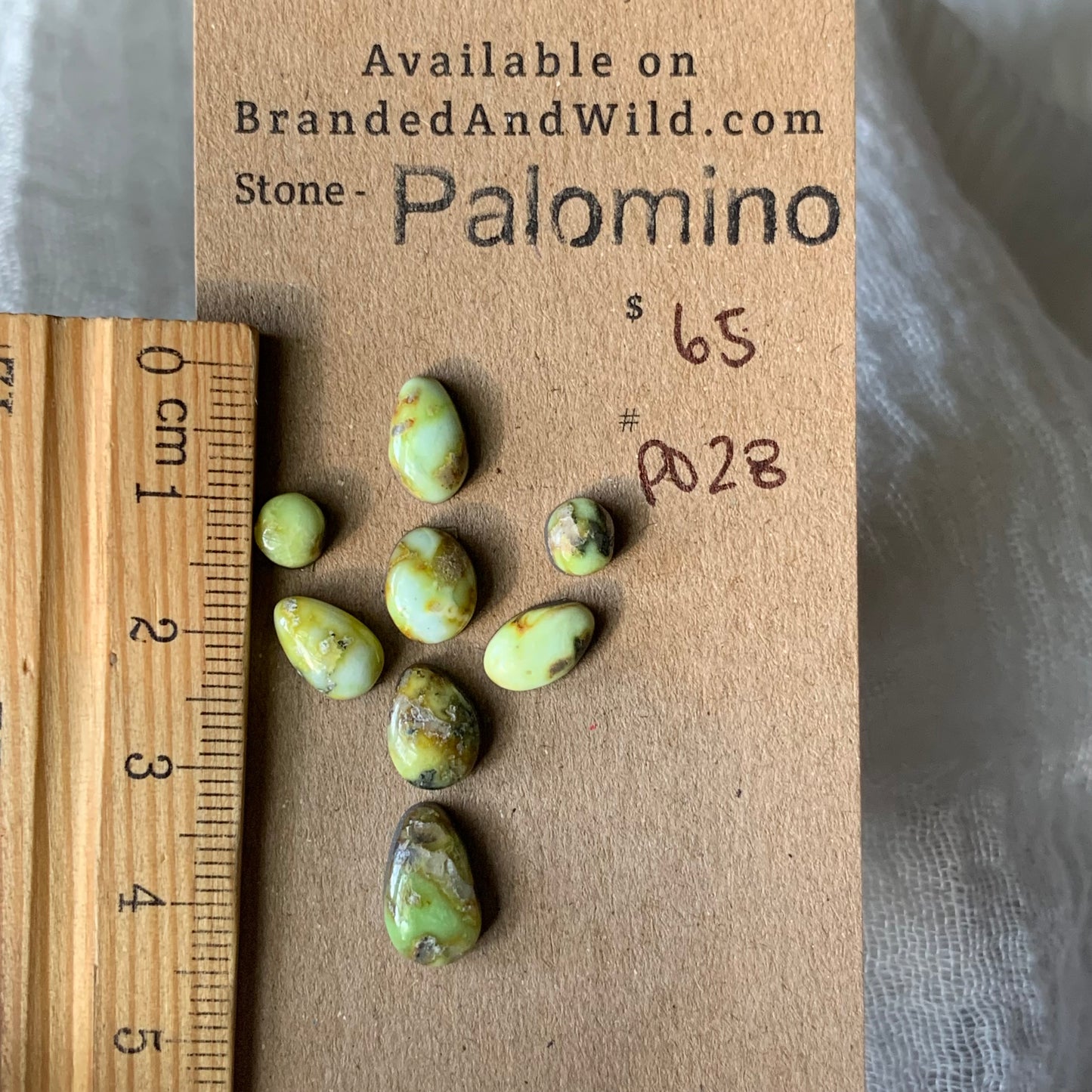 Palomino Cabochon - P28