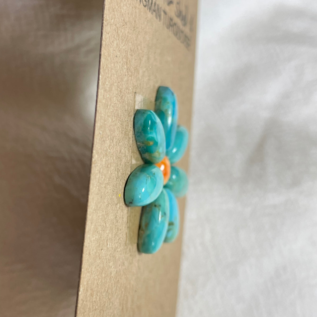 Kingman Turquoise / Oyster Shell Cabochon - KO22
