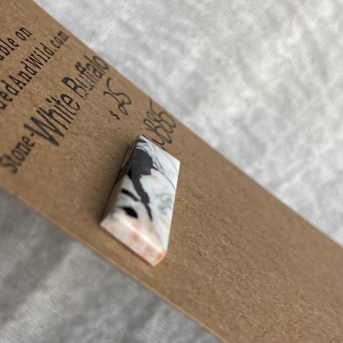 White Buffalo Cabochon - WB85