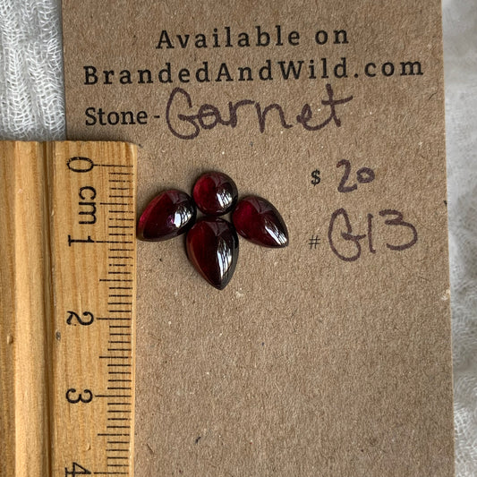 Garnet Cabochon - G13
