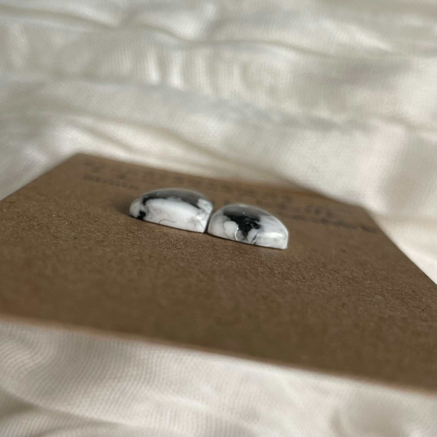 White Buffalo Cabochon - WB46 57C200CE-6EA4-400C-9077-7FE23F408534 Brandedandwild.com