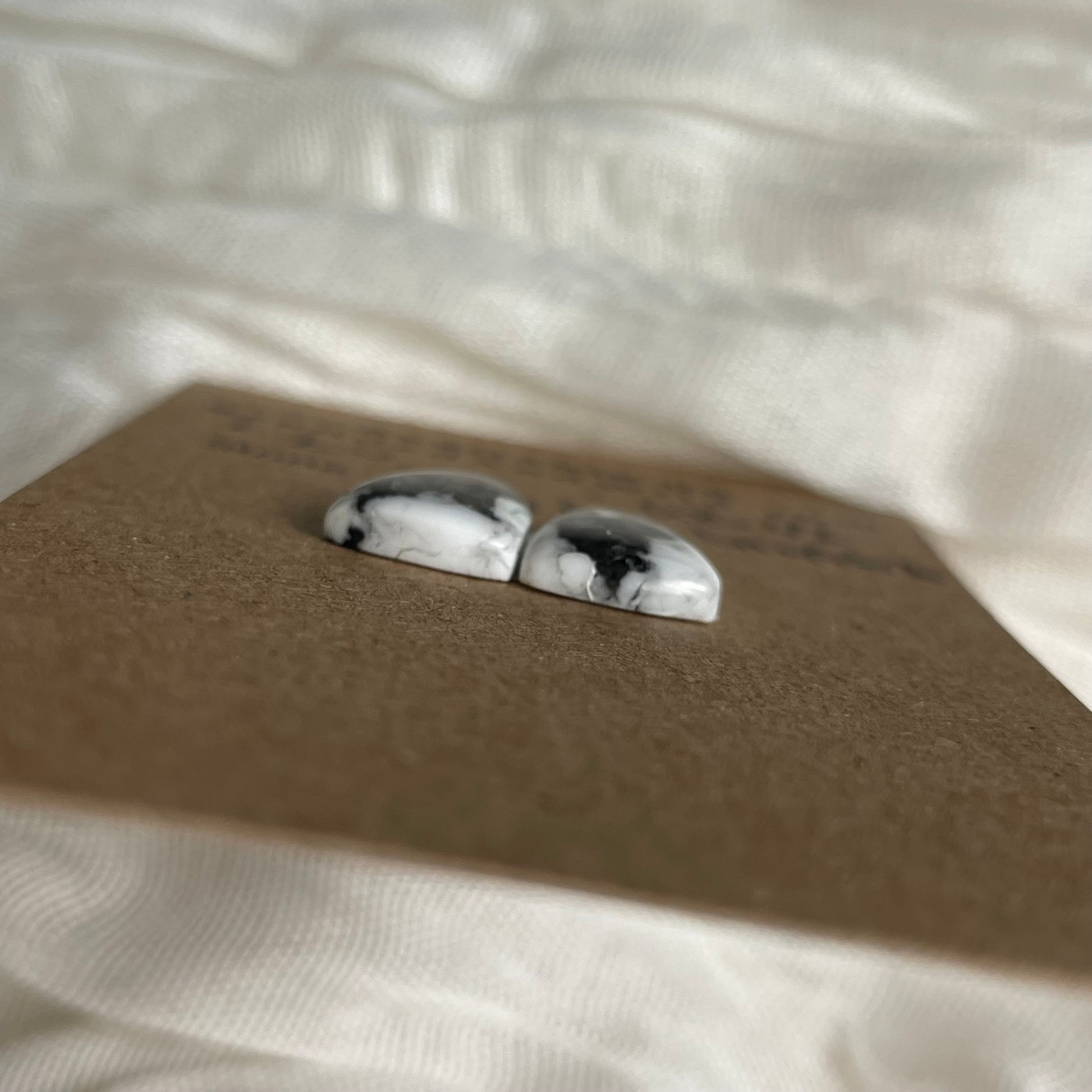 White Buffalo Cabochon - WB46 57C200CE-6EA4-400C-9077-7FE23F408534 Brandedandwild.com