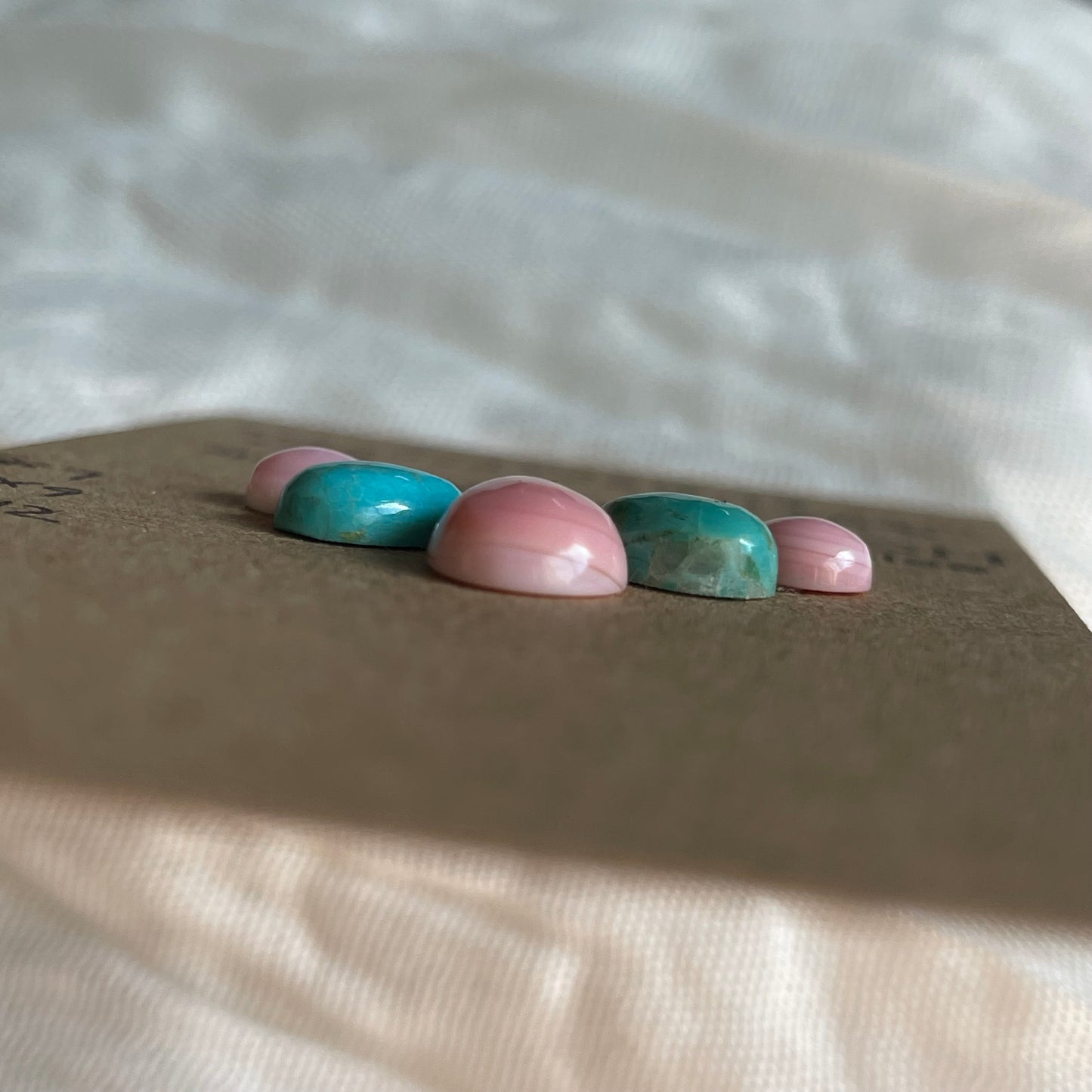 Kingman / Pink Conch Cabochon - MIX113 58404938-CCC9-42B9-855E-E221D685A230 Brandedandwild.com