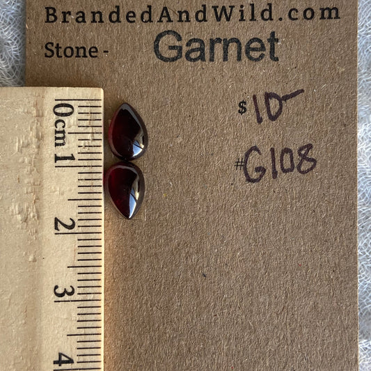 Garnet Cabochon - G108