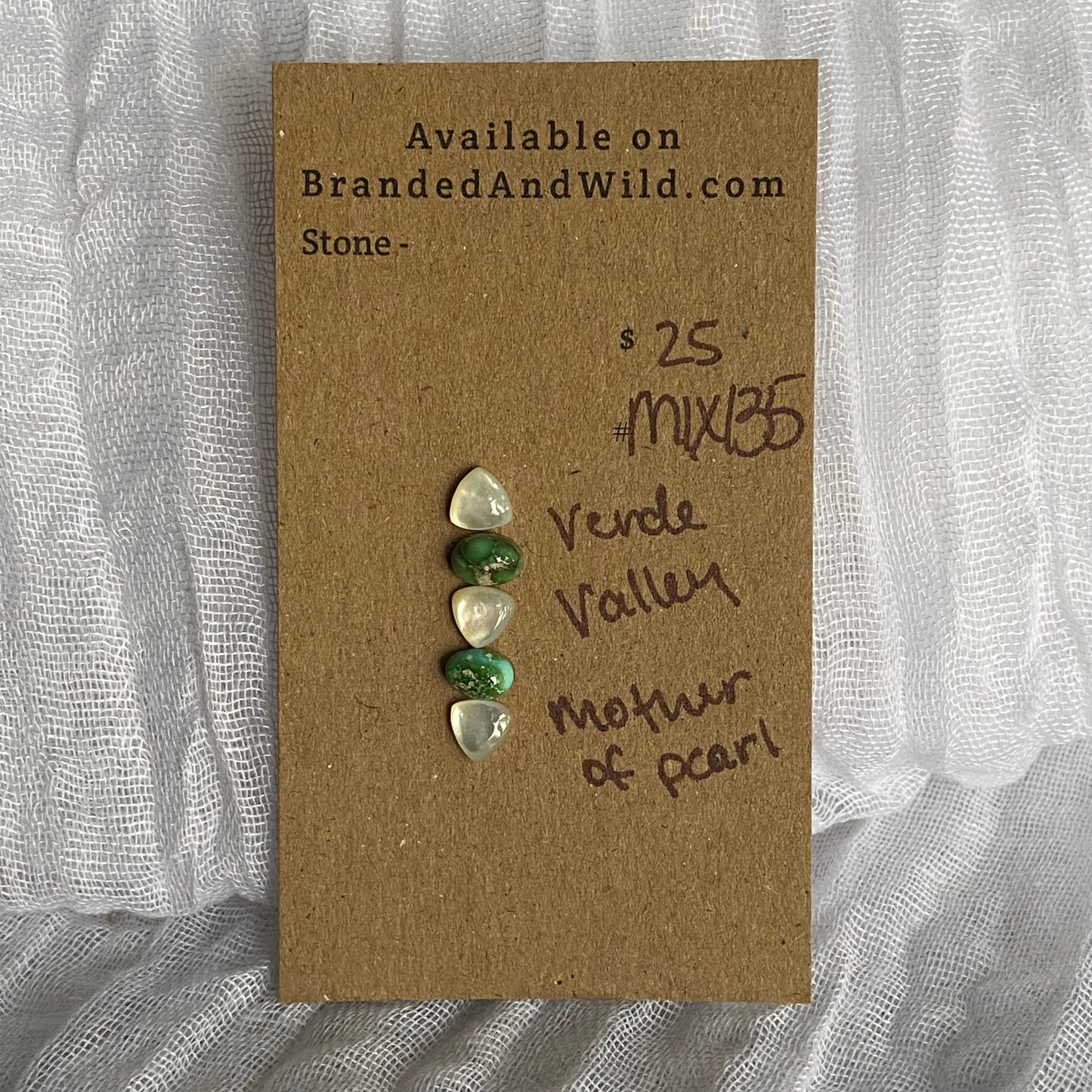 Mother of Pearl / Verde Valley Cabochon - MIX135