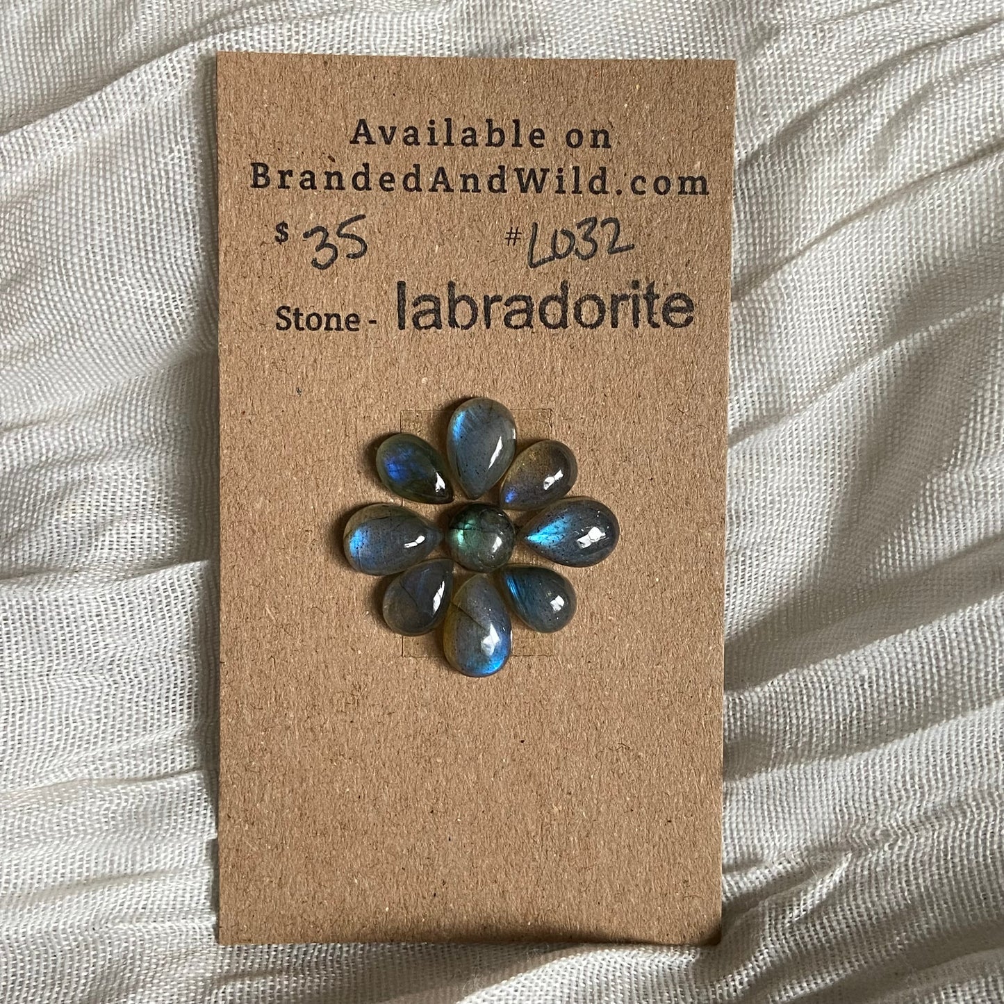 Labradorite Cabochon - L032 59A5A549-0B70-47EB-B1D5-ED1B9DA0D146 Brandedandwild.com