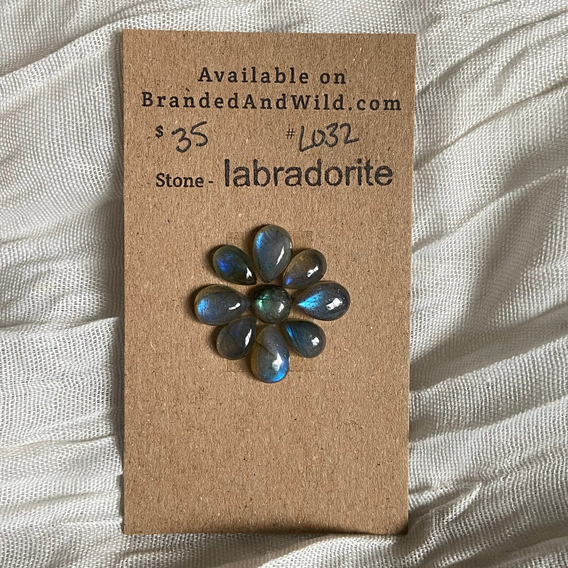 Labradorite Cabochon - L032 59A5A549-0B70-47EB-B1D5-ED1B9DA0D146 Brandedandwild.com