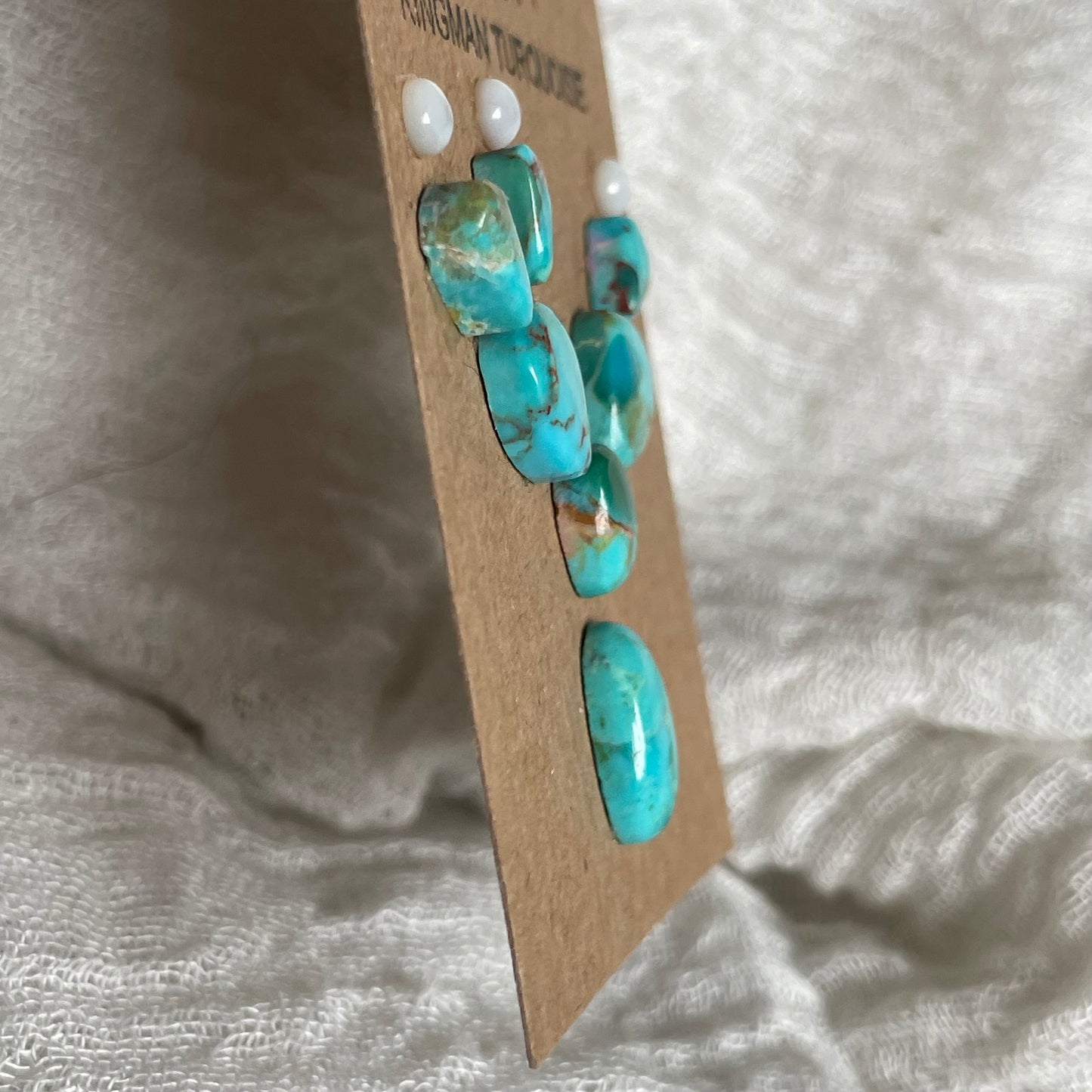 Mother of Pearl / Kingman Cabochon - MIX12