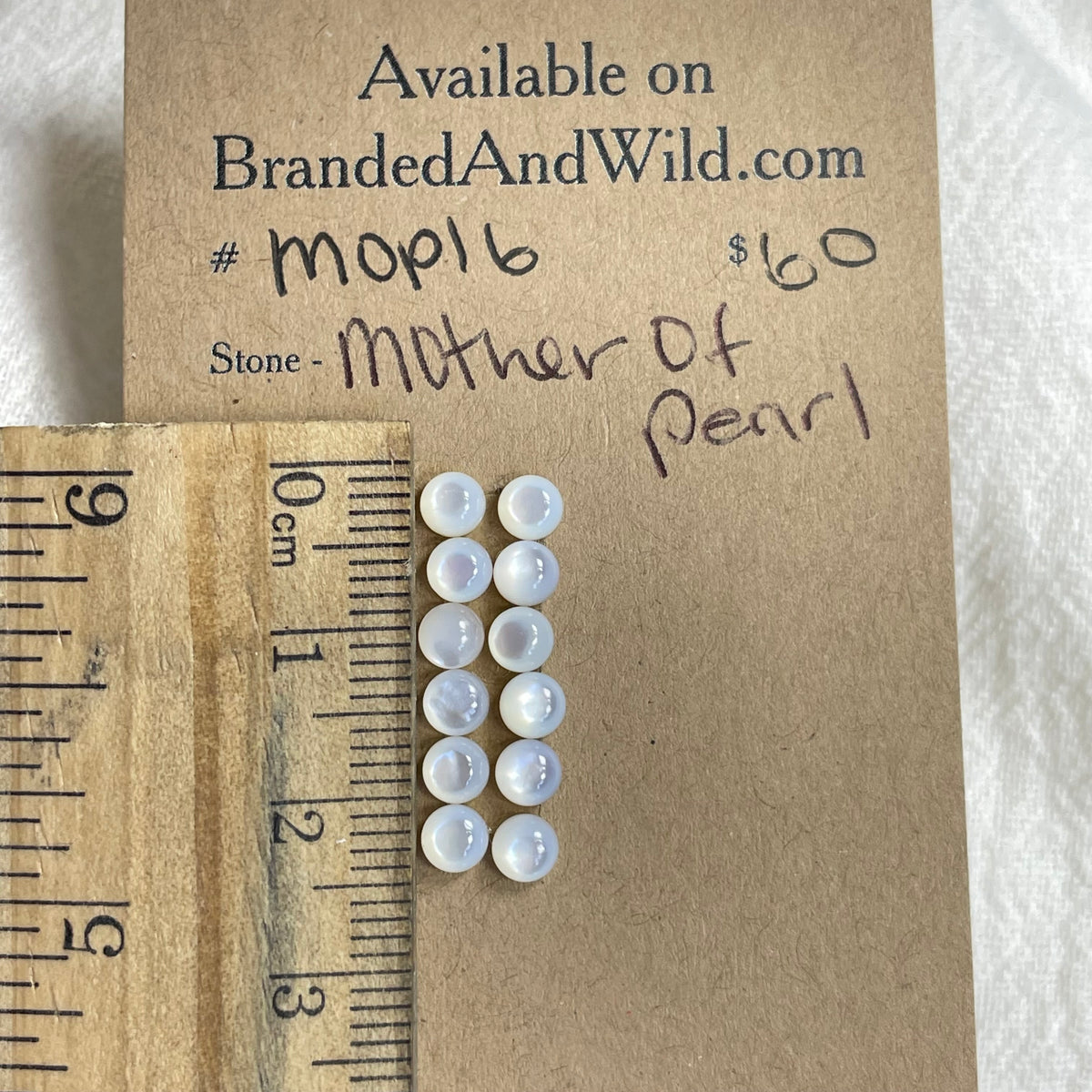 Mother of pearl cabochon - MP16