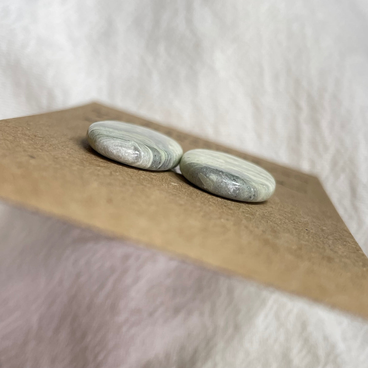 Serpentine - Cabochon - S35 5A8AE0FE-EAE5-4B2C-9A5F-7CCD4E1D5561 Brandedandwild.com