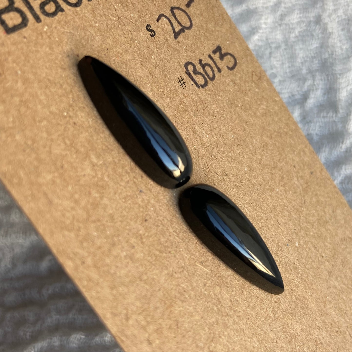 Black Onyx - Cabochon - BO13