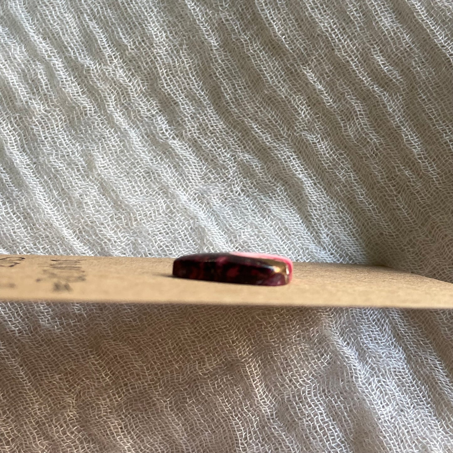 Red Dahlia Cabochon - RD75