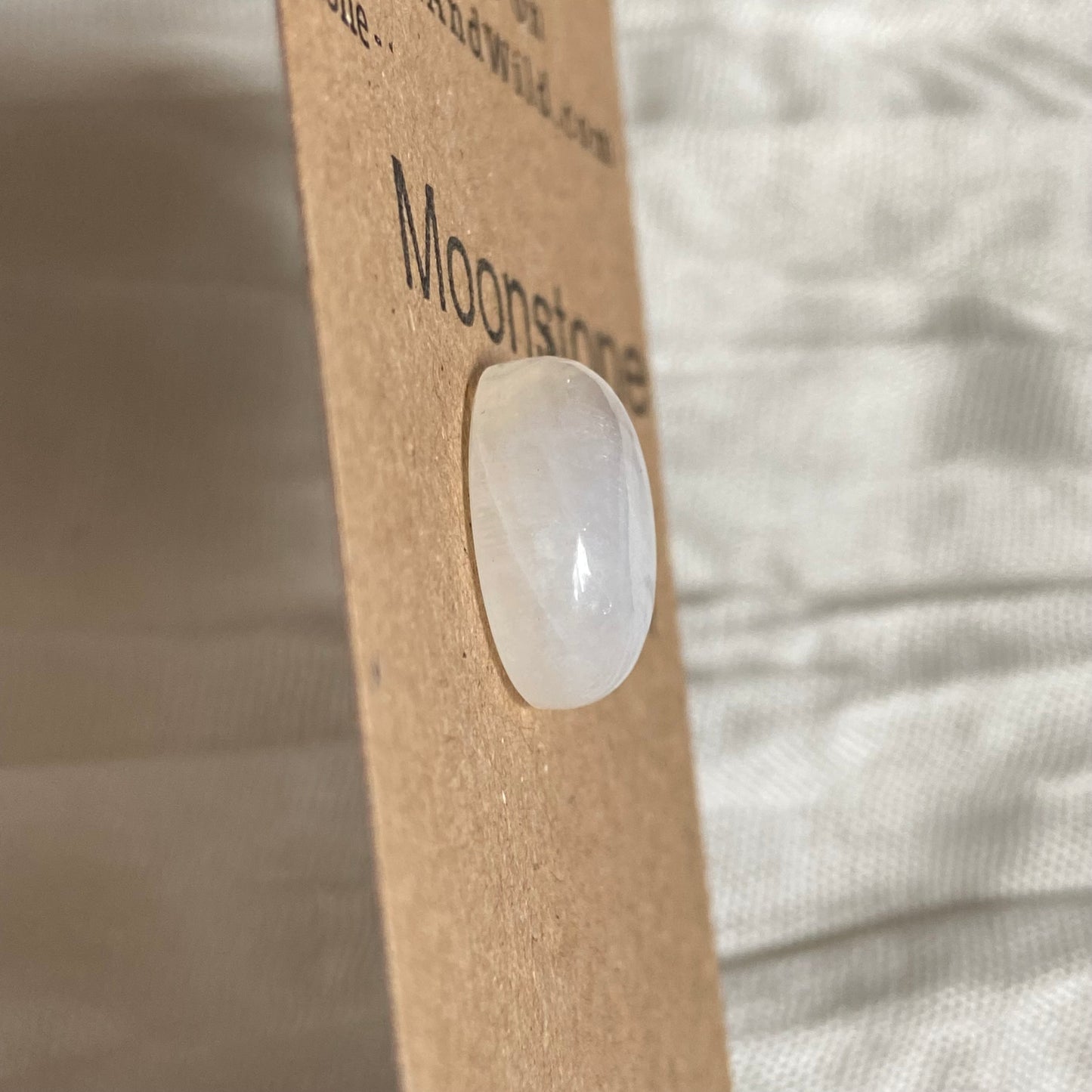 Moonstone cabochon - Ms44 5BEAFB7E-26C6-47A0-BAC0-5C7A31512A91 Brandedandwild.com