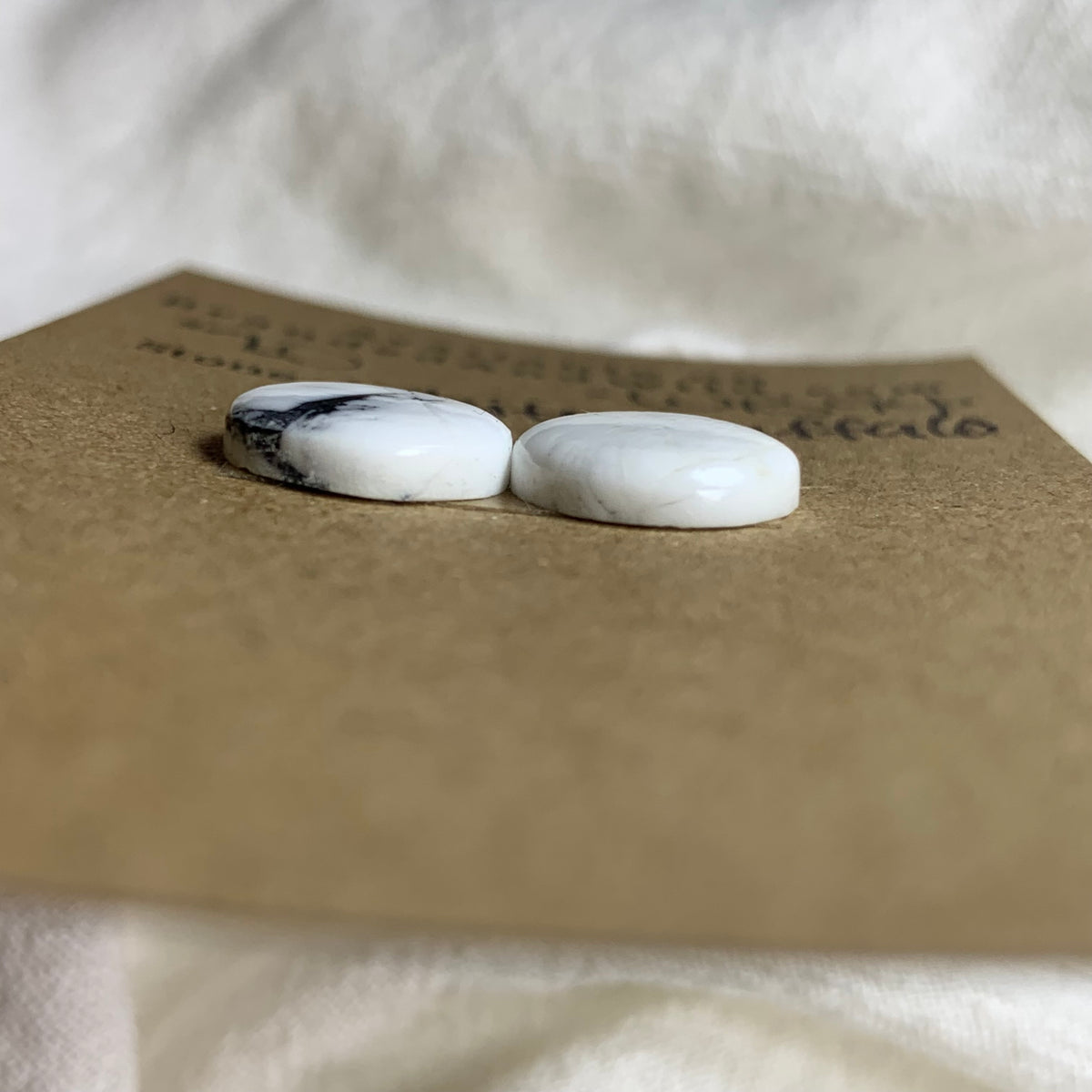White Buffalo Cabochon - WB94 5F95421A-74A6-4AB7-9B5F-AA958285F5B7 Brandedandwild.com