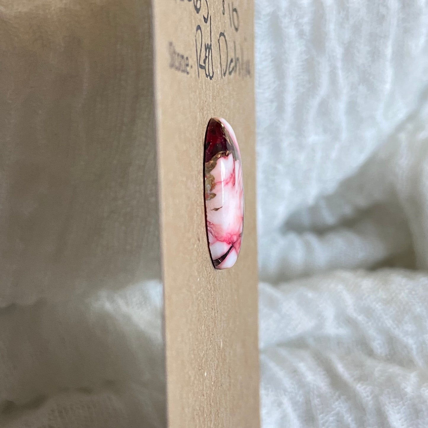 Red Dahlia Cabochon - RD63