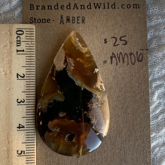 Amber Cabochon AM06