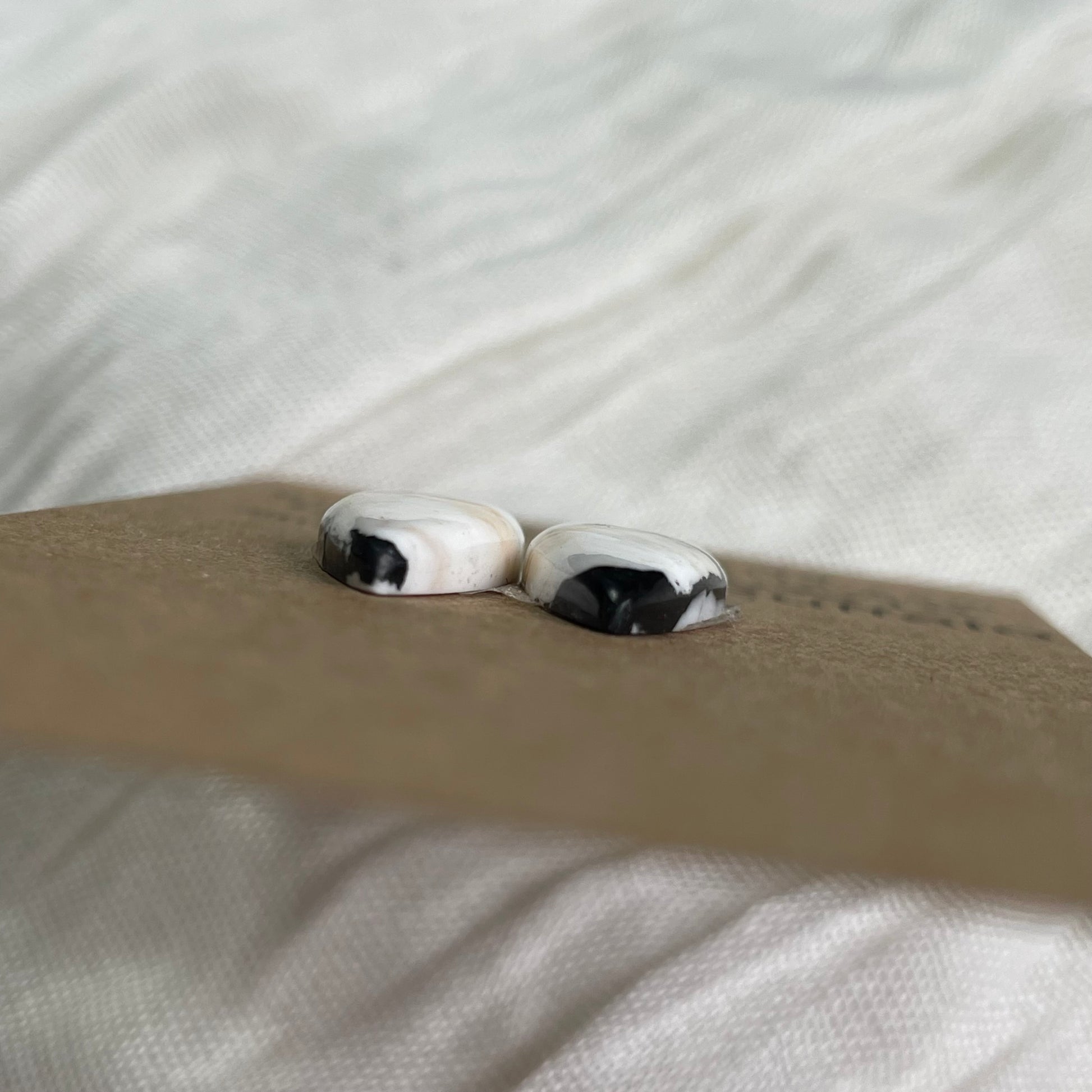 White Buffalo Cabochon - WB70 6230696A-73A9-4AE2-877F-5BC673D59FF9 Brandedandwild.com