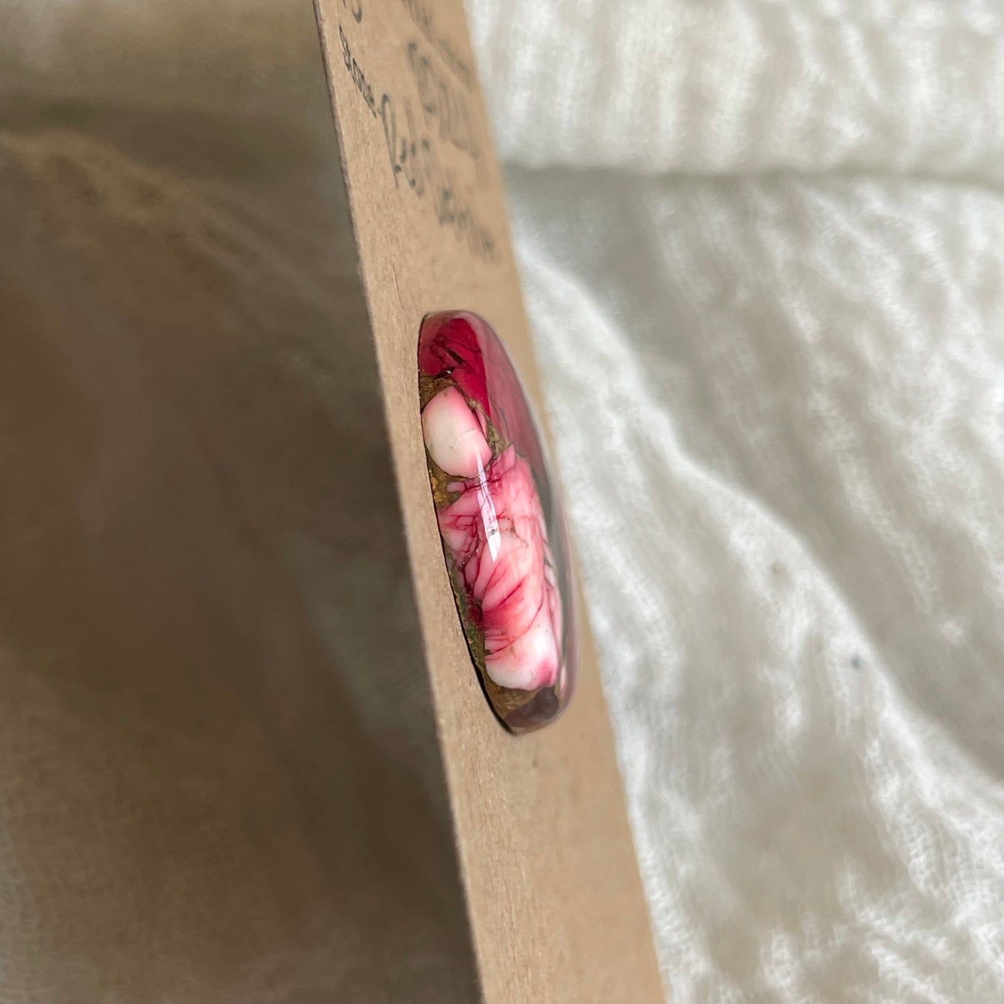 Red Dahlia Cabochon - RD24