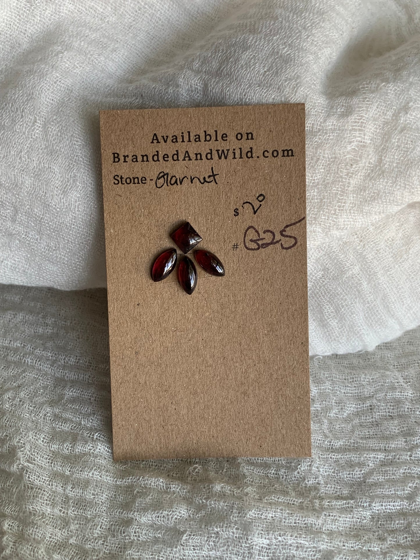 Garnet Cabochon - G25