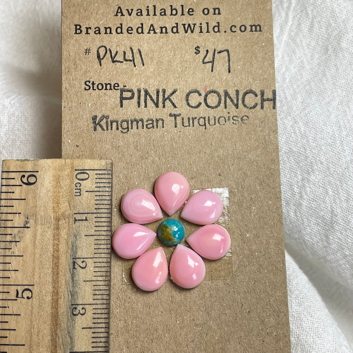 Pink Conch / Kingman Turquoise Cabochon - PK41