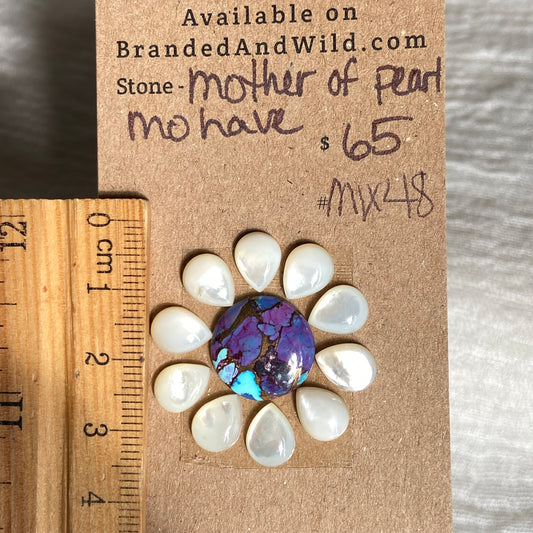 Mother of Pearl / Mohave Cabochon - MIX48