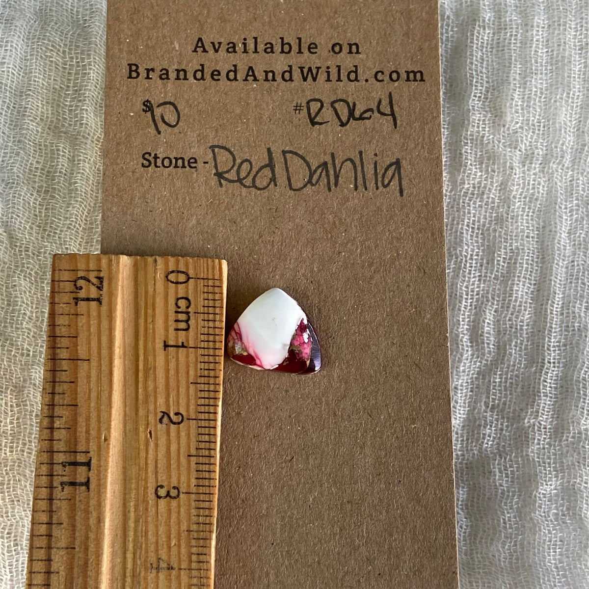Red Dahlia Cabochon - RD64