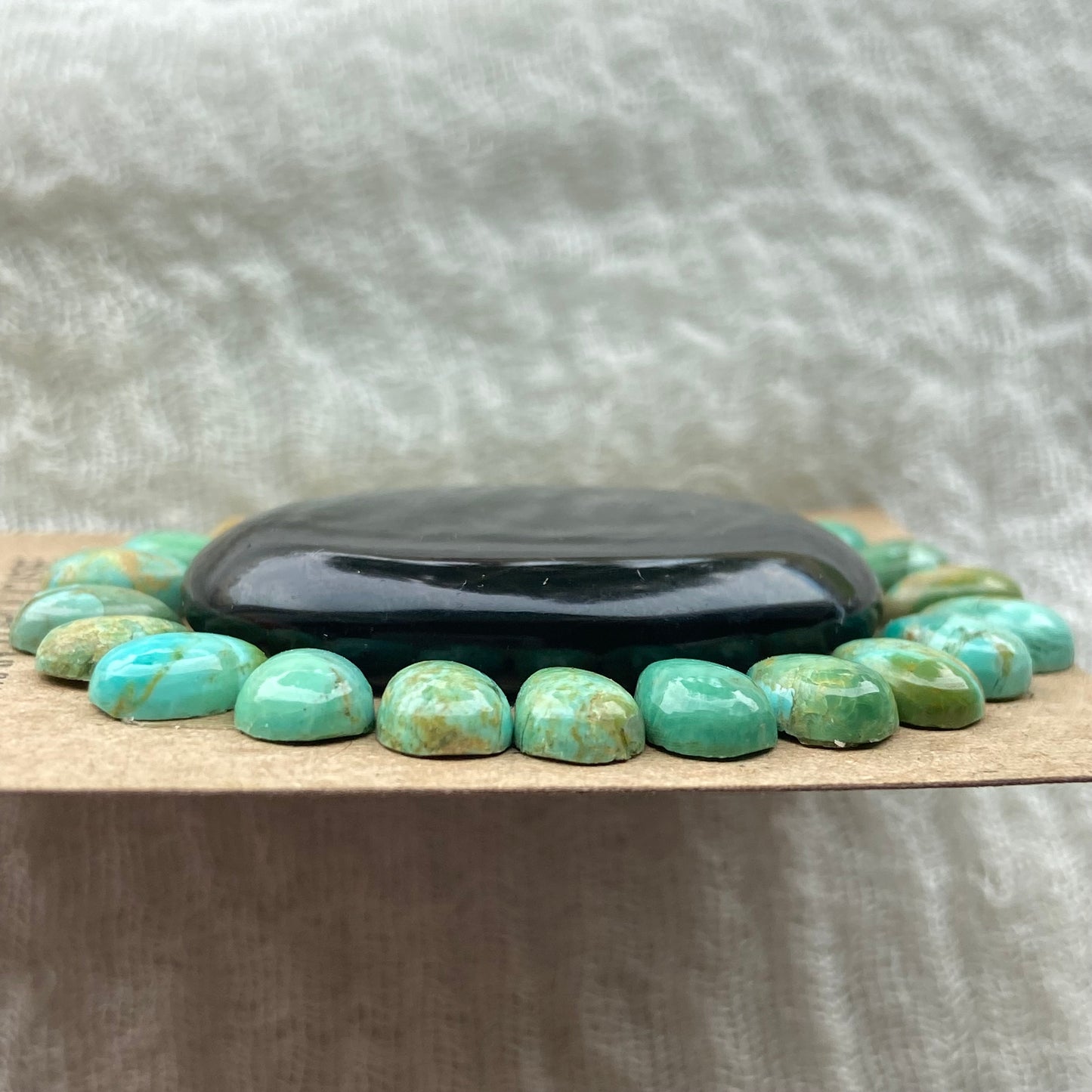 Kingman / Black Onyx Cabochon - Mix17