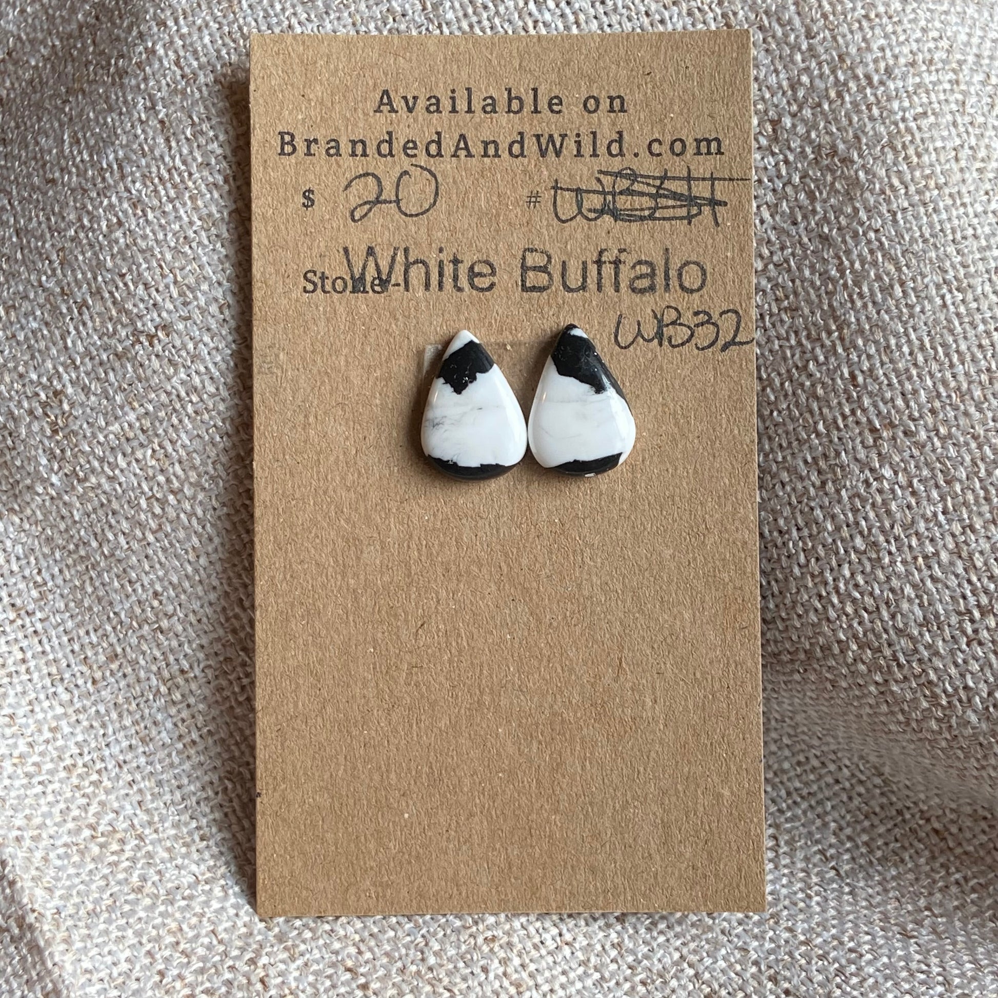 White Buffalo Cabochon - WB32 66319C1A-77C1-42E9-86B9-E02D06C6601F Brandedandwild.com